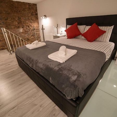 Loft Ramondetta 30Tre Apartment Catania Bagian luar foto